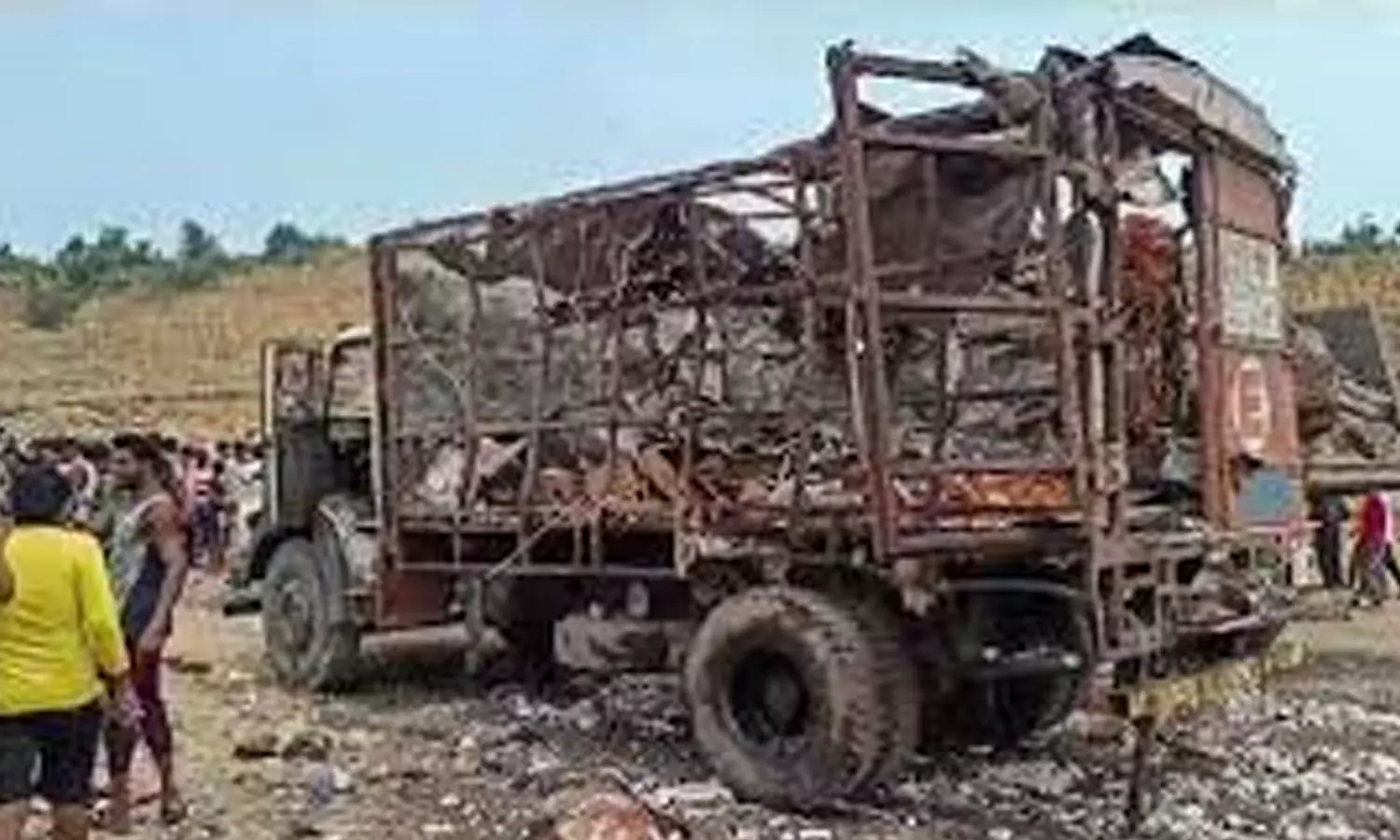 huge explosion, seven people died, bir bham district, explosion occurred in west bengals bir bham district,   in west bengal seven people died due to explosion, west bengal latest updates today