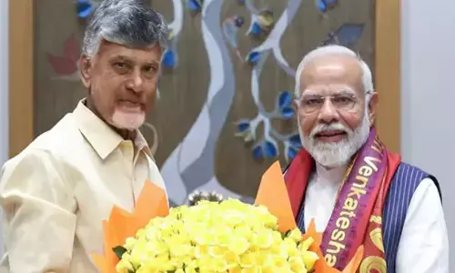 chandrababu naidu, chief minister,  narendra modi,   prime minister, chandrababu naidu met prime minister narendra modi in delhi today, latest political news today, narendra modi latest news today telugu