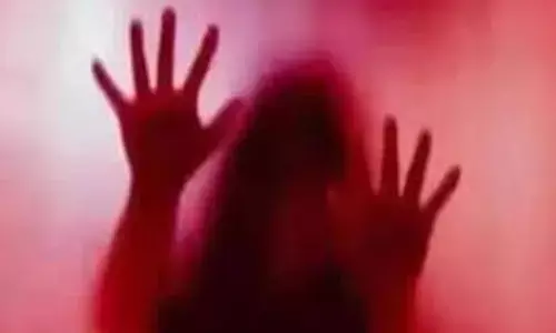 atrocity, girl, auto driver, pithapuram latest news today,  pithapuram rape incident of  girl by auto driver, latest crime news in AP