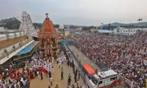 brahmotsavam, mada veedhis, divotees,  tirumala latest news telugu,  brahmotsavam is celebrated in tirumala, brahmotsavam 2024, brahmotsavam streets of mada veedhis are crowded with devotees