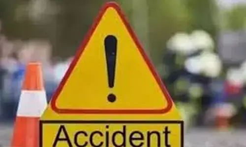 road accident, four passengers died, car, andhra pradesh