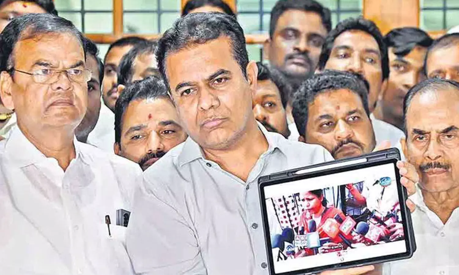 ktr, brs working president,  ktr responded janwada farm house, ktr comments janwada farm house, ktr latest news today