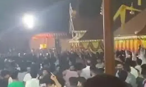 fire accident in temple,  150 people were injured in kerala, terrible fire accident in kerala, how many  injuried in kerala fire accident, latest kerala fire accident news today