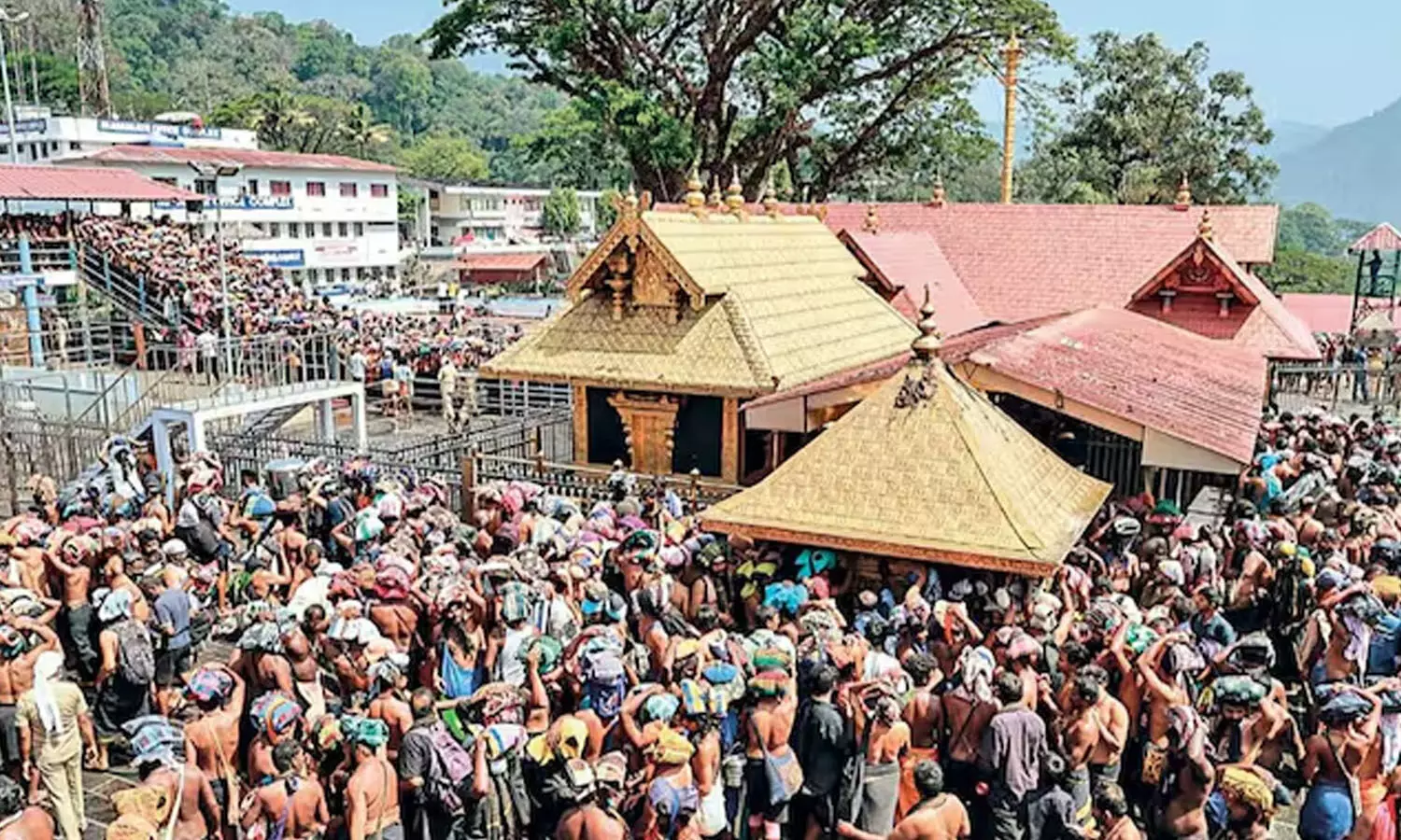 Sabarimala : శబమరిమల బంగారం మాయం కేసులో కేరళ హైకోర్టు కీలక తీర్పు