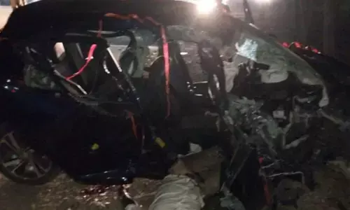 road accident, two people died, jagittayla, telangana