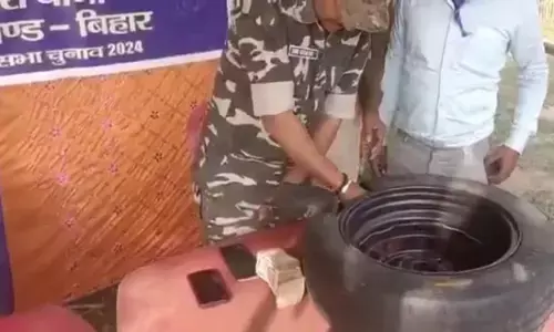 CashFound, Jharkhand, CarTyres, Tyre, CarTyreMoney