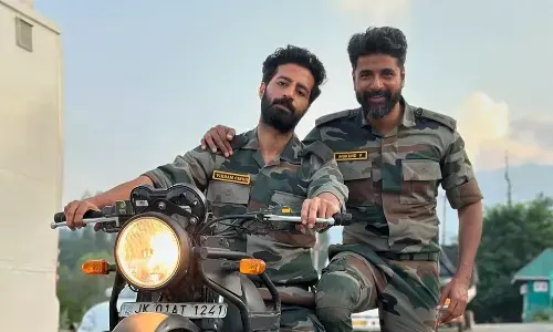 థియేటర్ లో అమరన్ సినిమా.. పెట్రోల్ బాంబులు విసిరారు