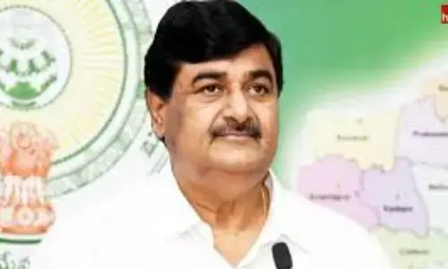 anti-corruption department, murali, dharmana,  arrested