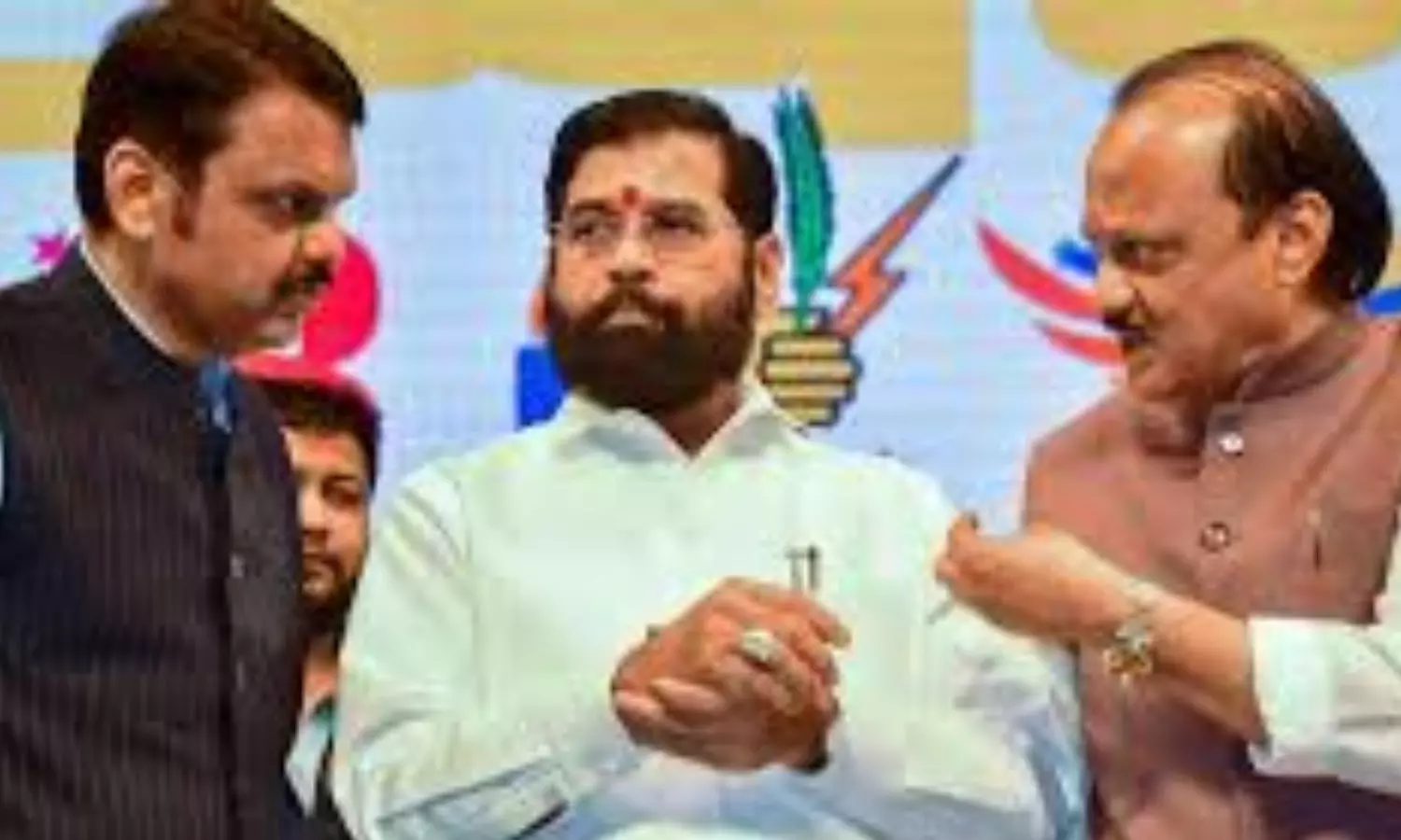 bjp,  legislative party meeting,  chief ministerial candidate, maharashtra