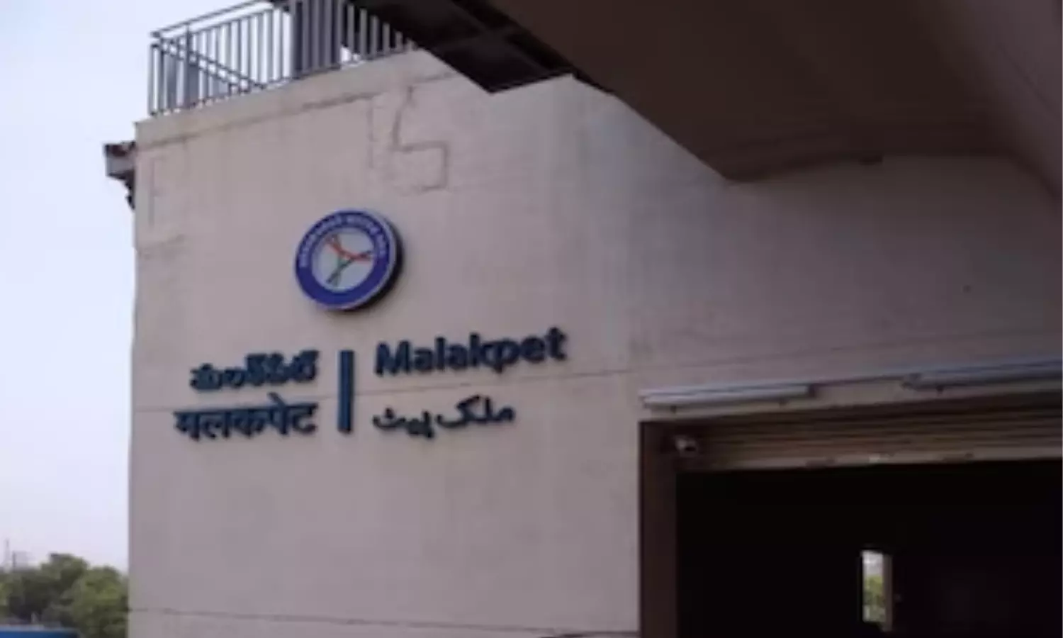 fire broke out, under metro station, malakpet, hyderabad