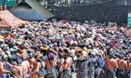 darshan time today ayyappa temple, devotees,  sabarimala, crowd