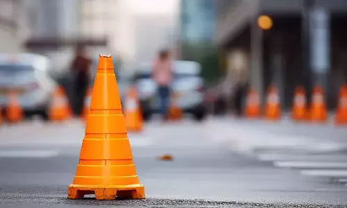 road accident, five members died, lorry, karnataka