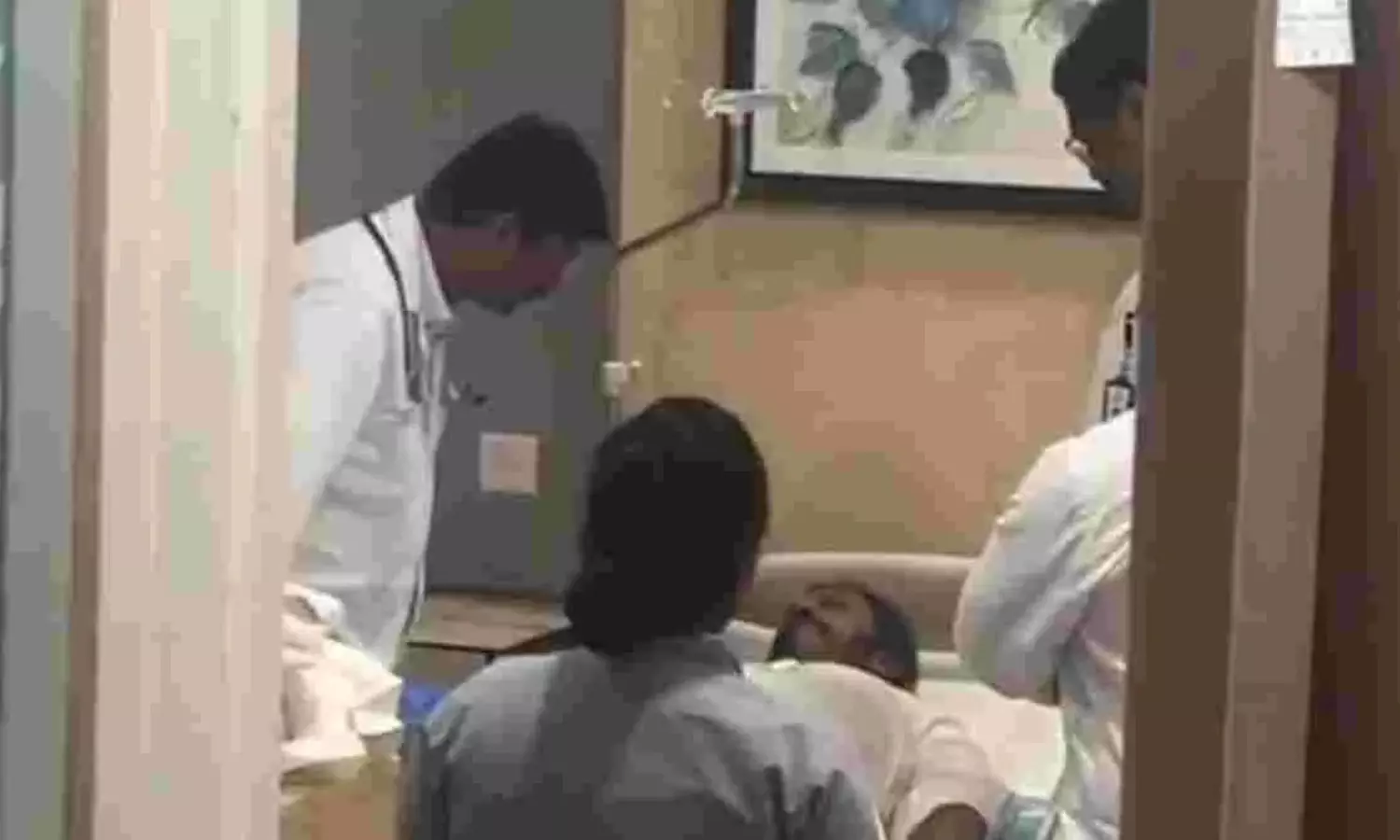 mohan babu,  actor, health bulletin, doctors