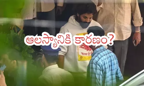 allu arjun, reached,geetha arts office, chanchalaguda jail