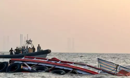 terrible accident, coast of mumbai, elephanta island, boat