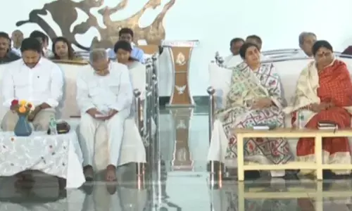 ys jagan, ycp chief, christmas celebrations, pulivendula