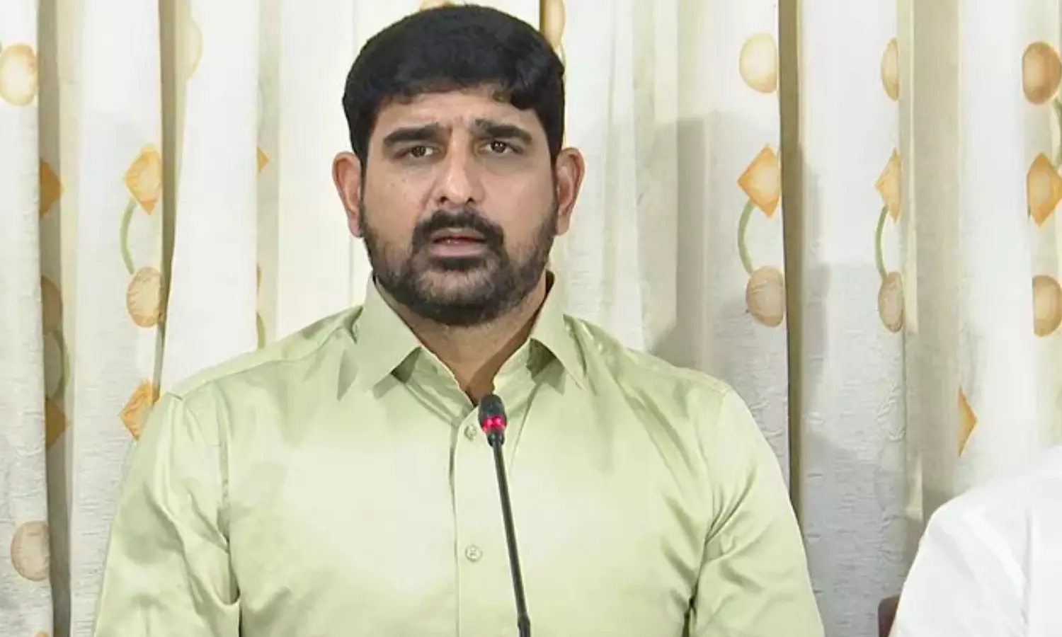 padi kaushik reddy, brs mla, notice, police padi kaushik reddy, brs mla, notice, police