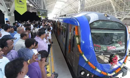 metro rail, bumper offer,  passengers, chennai