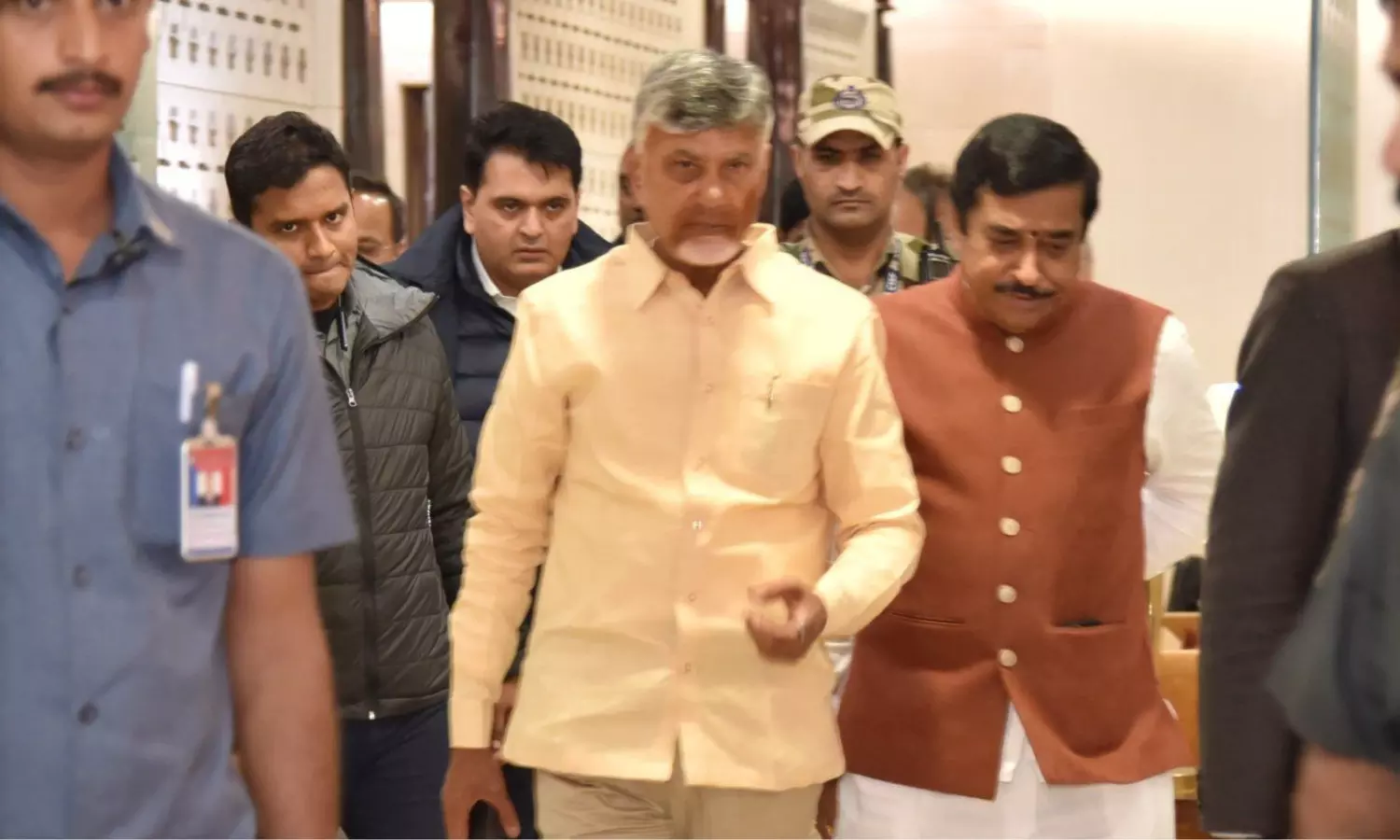 నేడు ఢిల్లీలో కేంద్రమంత్రులతో చంద్రబాబు భేటీ