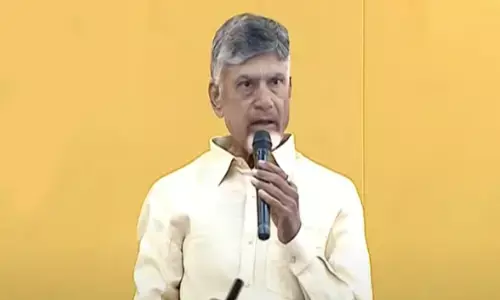 chandrababu, devendra fadnavis, pramod savanth, tirupathi