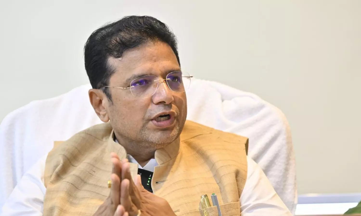 duddilla sridhar babu,  minister, interesting comments, chandrababu