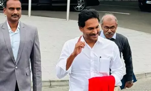 ys jagan, ycp chief, london,  bengaluru