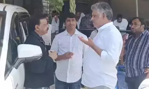 ram gopal varma, controversial director,  appeared, ongole police