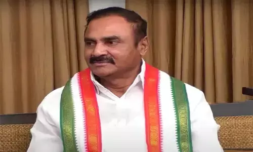 అక్కడ అధికారుల వద్దకు అల్లు అర్జున్ మామ