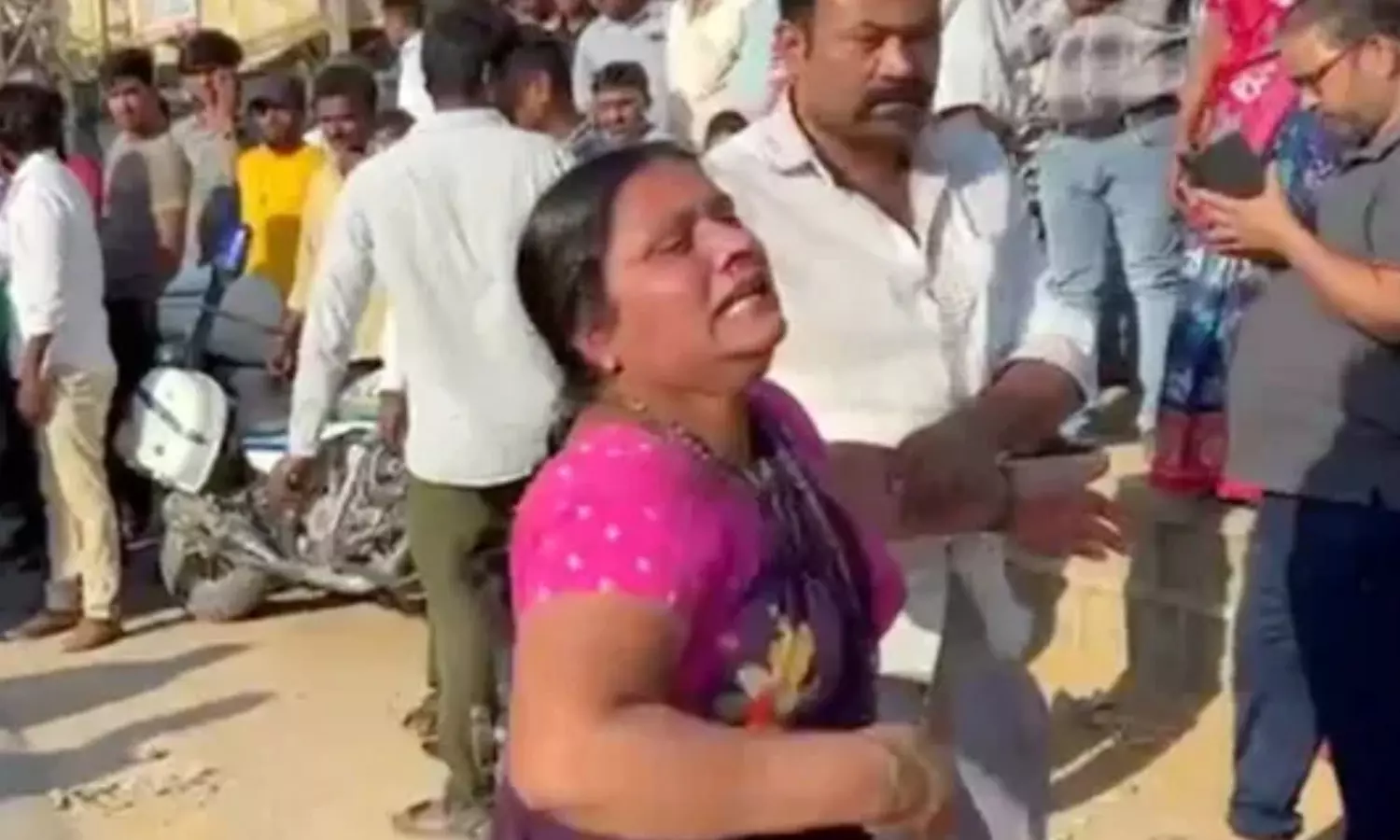 murder, umesh, rtc busstand, medchal murder, umesh, rtc busstand, medchal