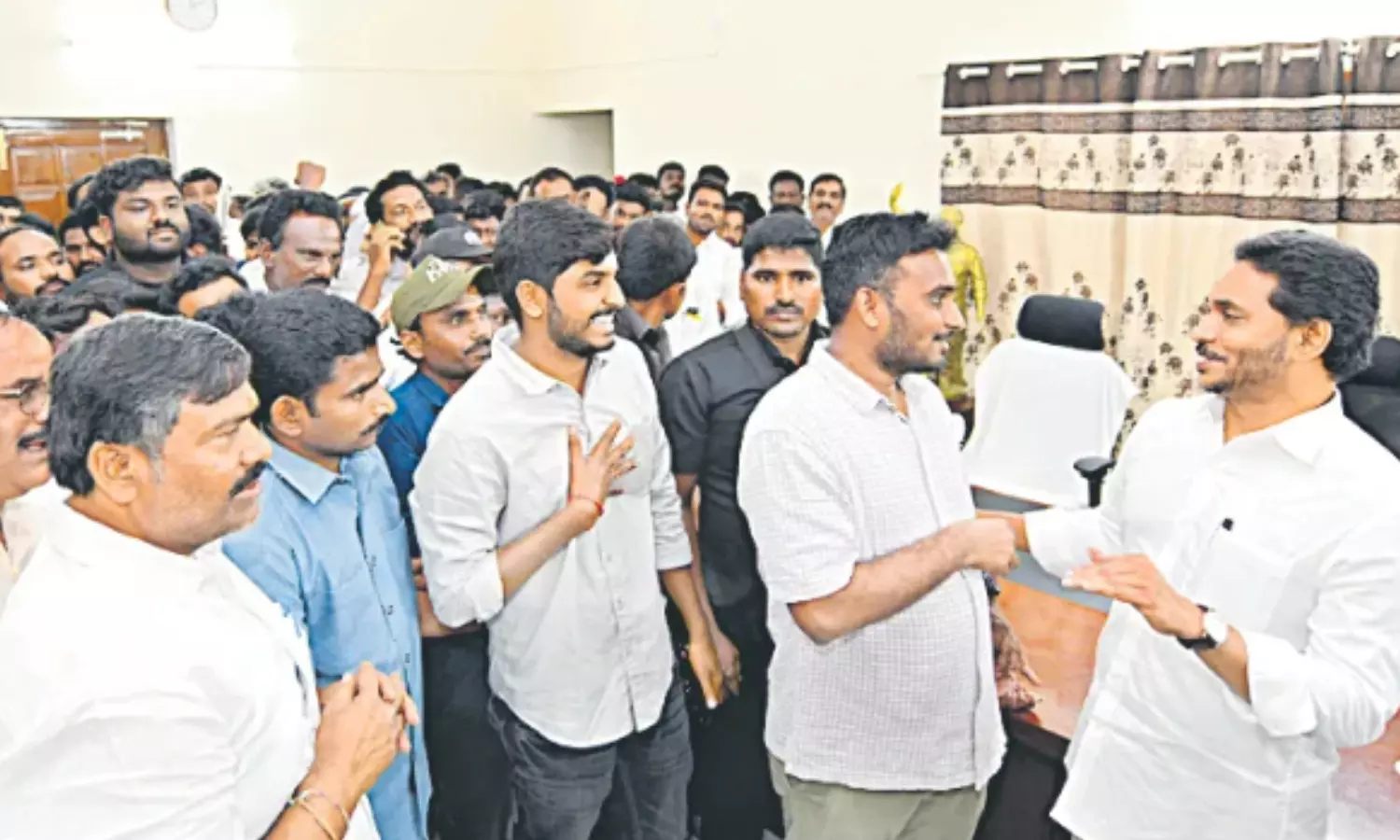 ys jagan, ycp chief, second-day, kadapa district