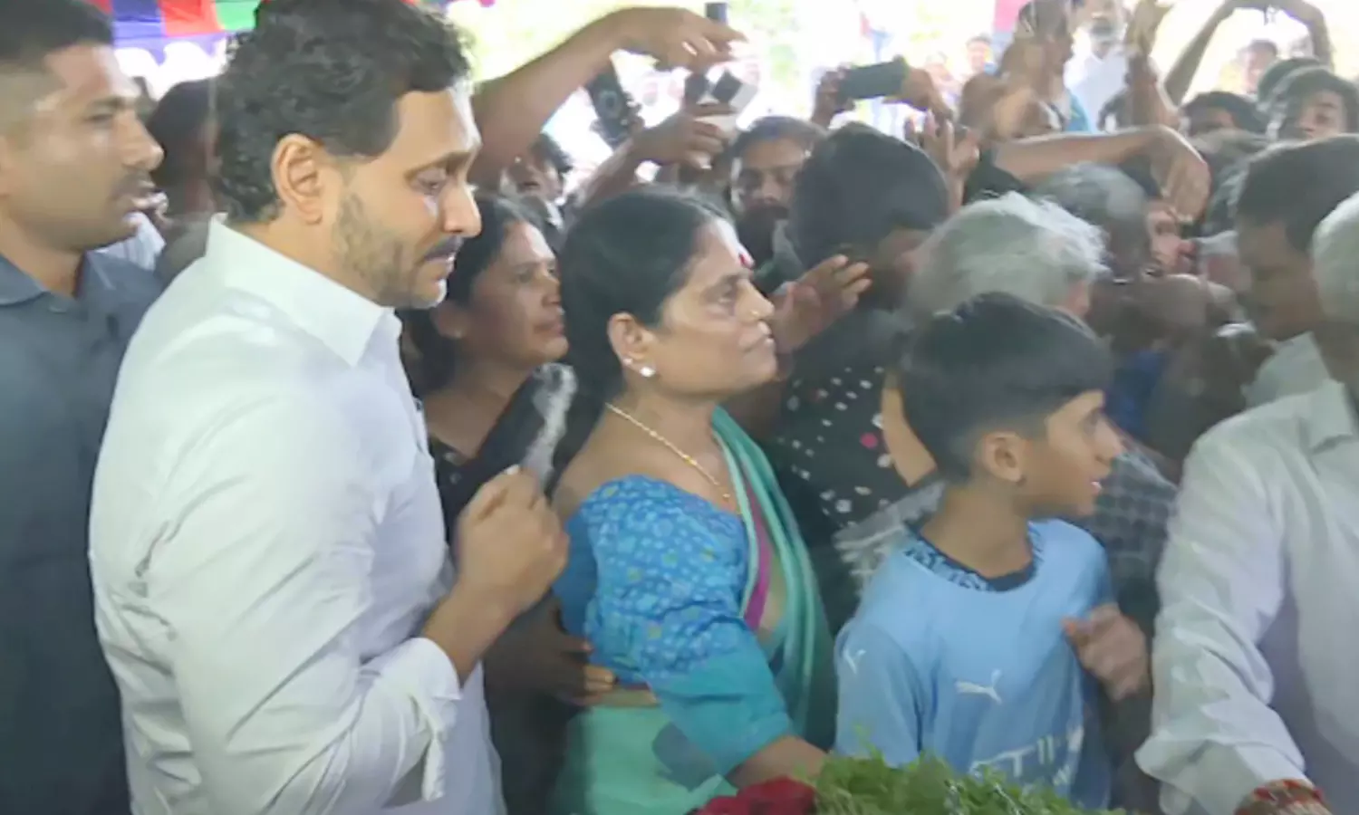 ys jagan, ycp chief, medarametla, yv subbareddy