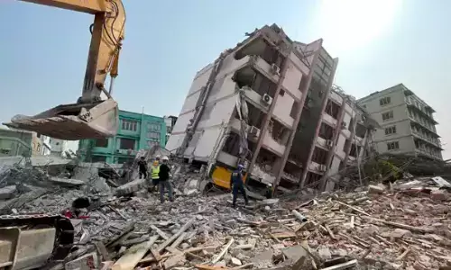 2700 people died, death toll, earthquake,  myanmar