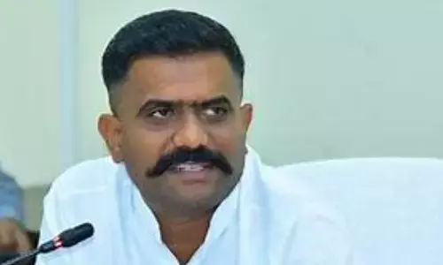 kethireddy venkatrami reddy, ex mla, dharmavaram, revenue officials