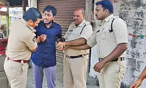 chebrolu kiran,  tdp leader, police,  court