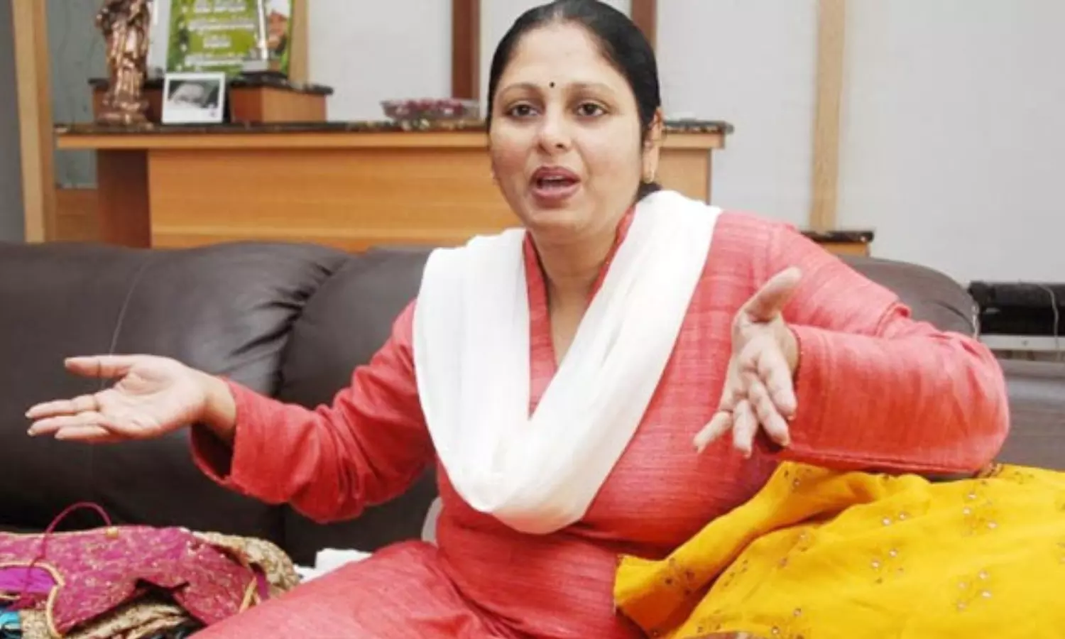 jayasudha, chairman,  gaddar  film awards, telangana