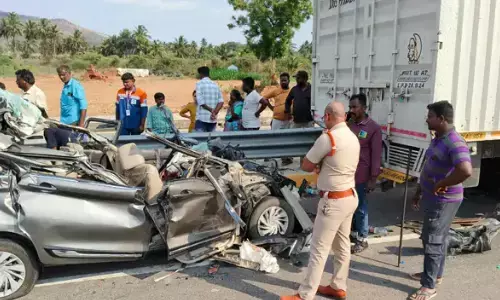 road accident, five people died, car, chittoor district