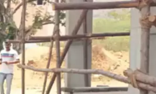 agic incident , three workers died, building, tirupati