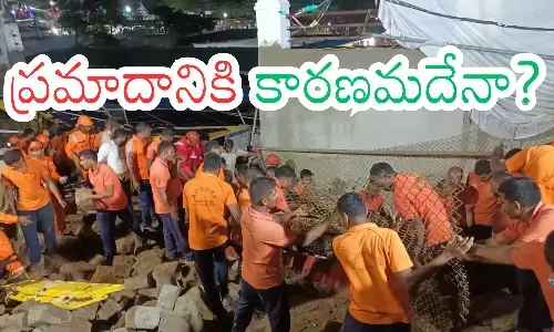 accident, wall collapsed,  eight people died,  simhachalam