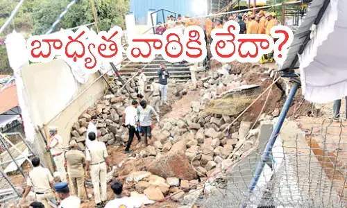 accident, blamed, oficials, simhachalam