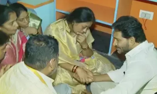 murali nayak,  family,  ys jagan, ycp chief