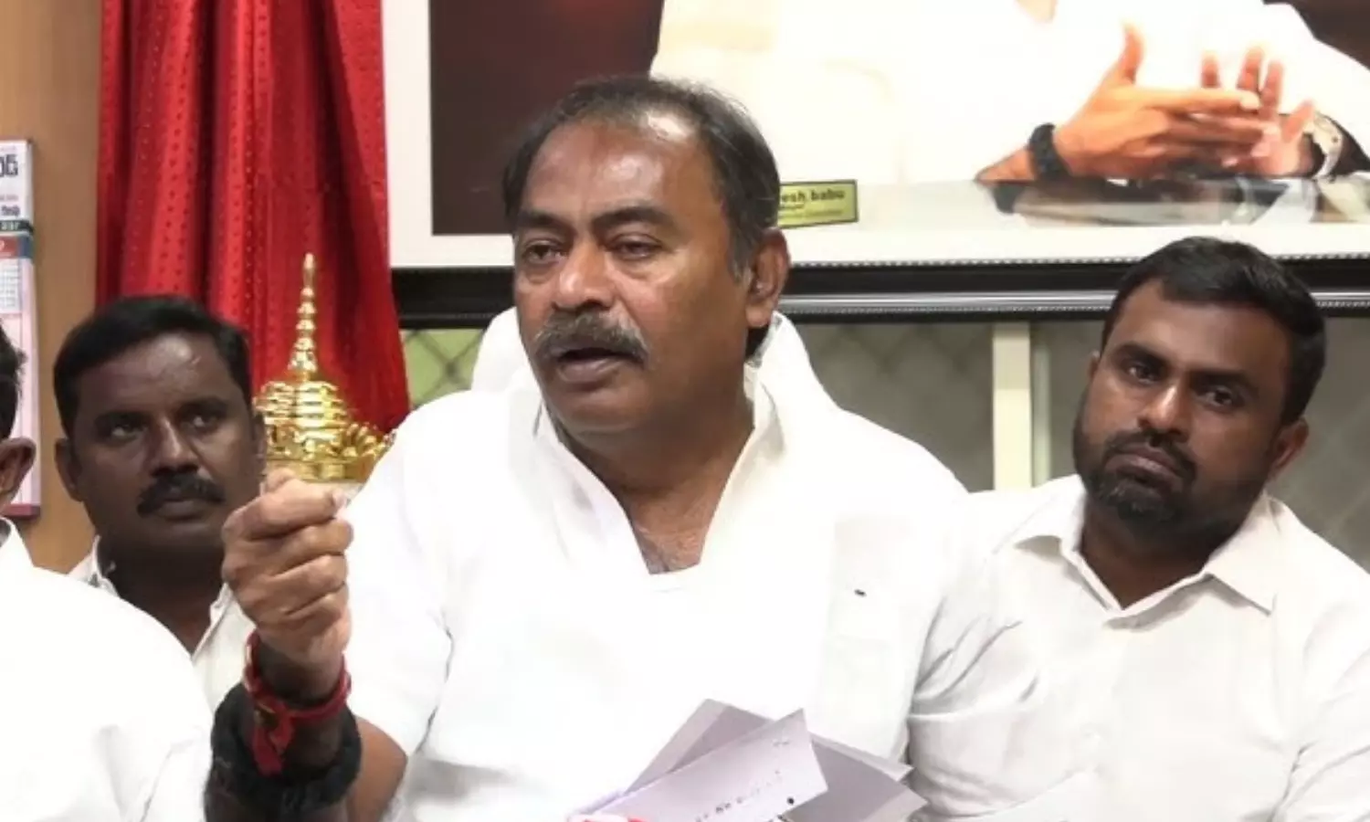 government, removed,  suresh babu,  kadapa mayor