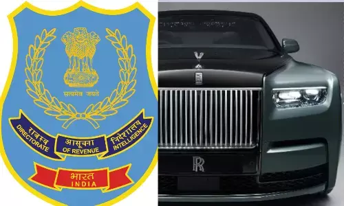 DRI officials, searches, luxuray cars, hyderabad