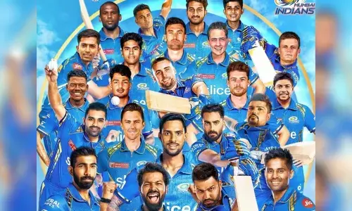 ప్లే ఆఫ్స్ కు చేరిన ముంబై ఇండియన్స్