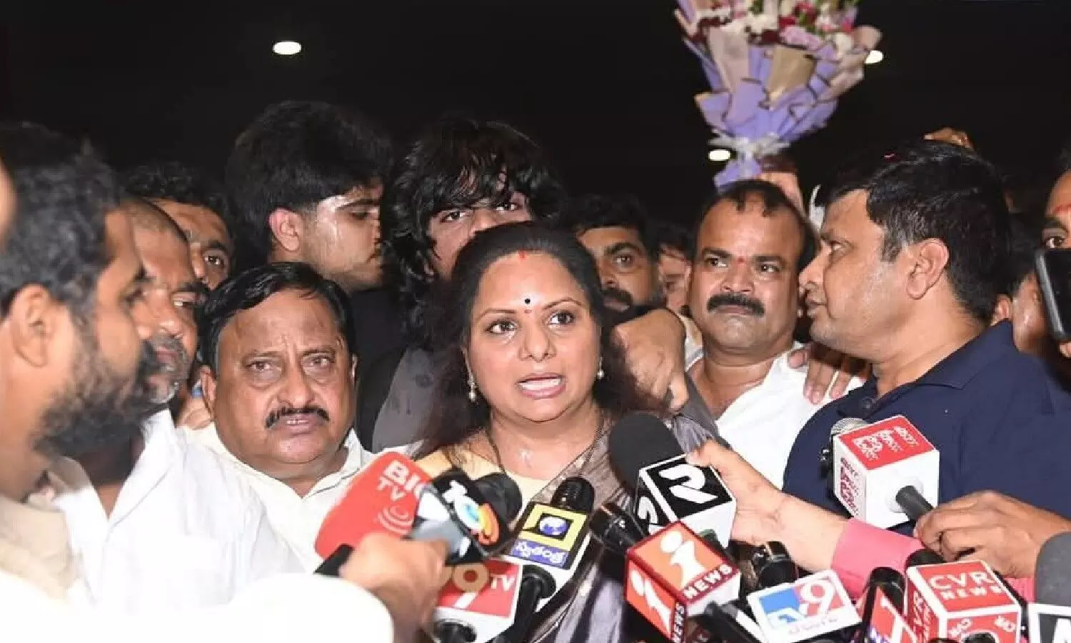 Kalvakuntla Kavita: కేసీఆర్ చుట్టూ దెయ్యాలు: కల్వకుంట్ల కవిత