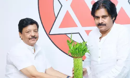 Theatres Closed: థియేటర్ల బంద్ పై పొలిటికల్ టర్న్