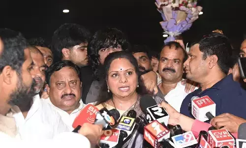 Kalvakuntla Kavita: కేసీఆర్ చుట్టూ దెయ్యాలు: కల్వకుంట్ల కవిత