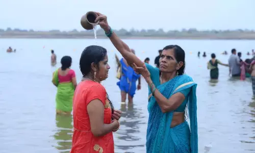 saraswati pushkaram, devotees, sunday, telangana