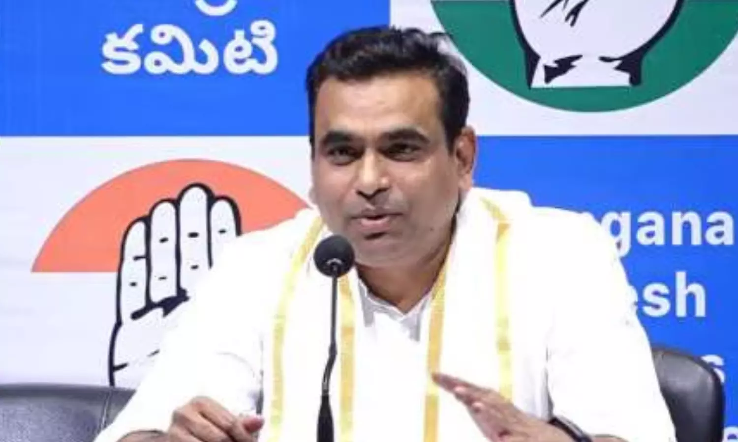 chamala kiran kumar reddy, bhuvanagiri mp, congress party, kavitha