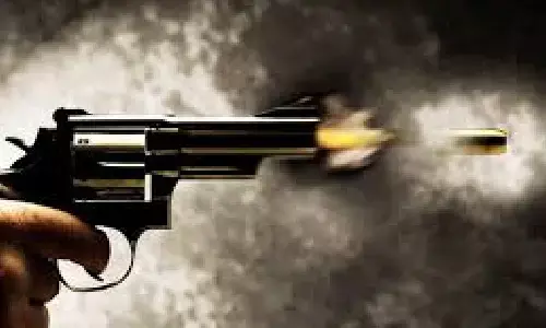 కుప్పంలో కాల్పులు