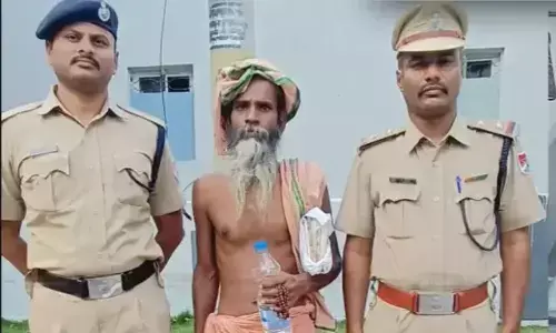 om baba. railway tracks